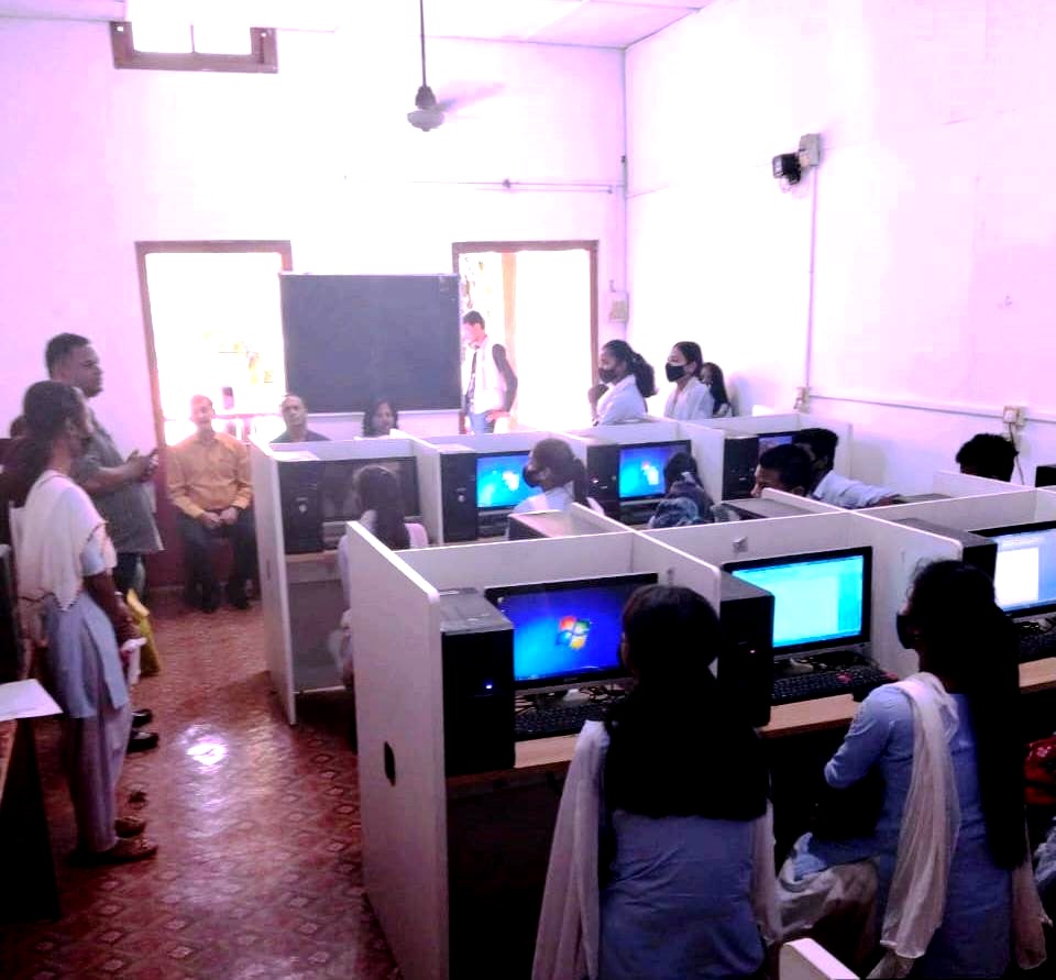 lab